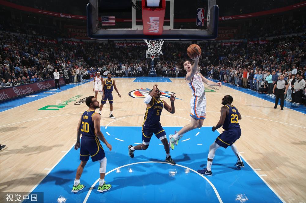 通过球员间 通过球员间