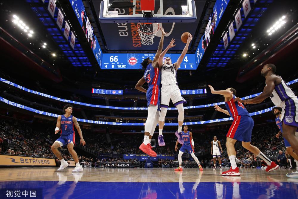 歌颂科曼：写在传奇离别之际.